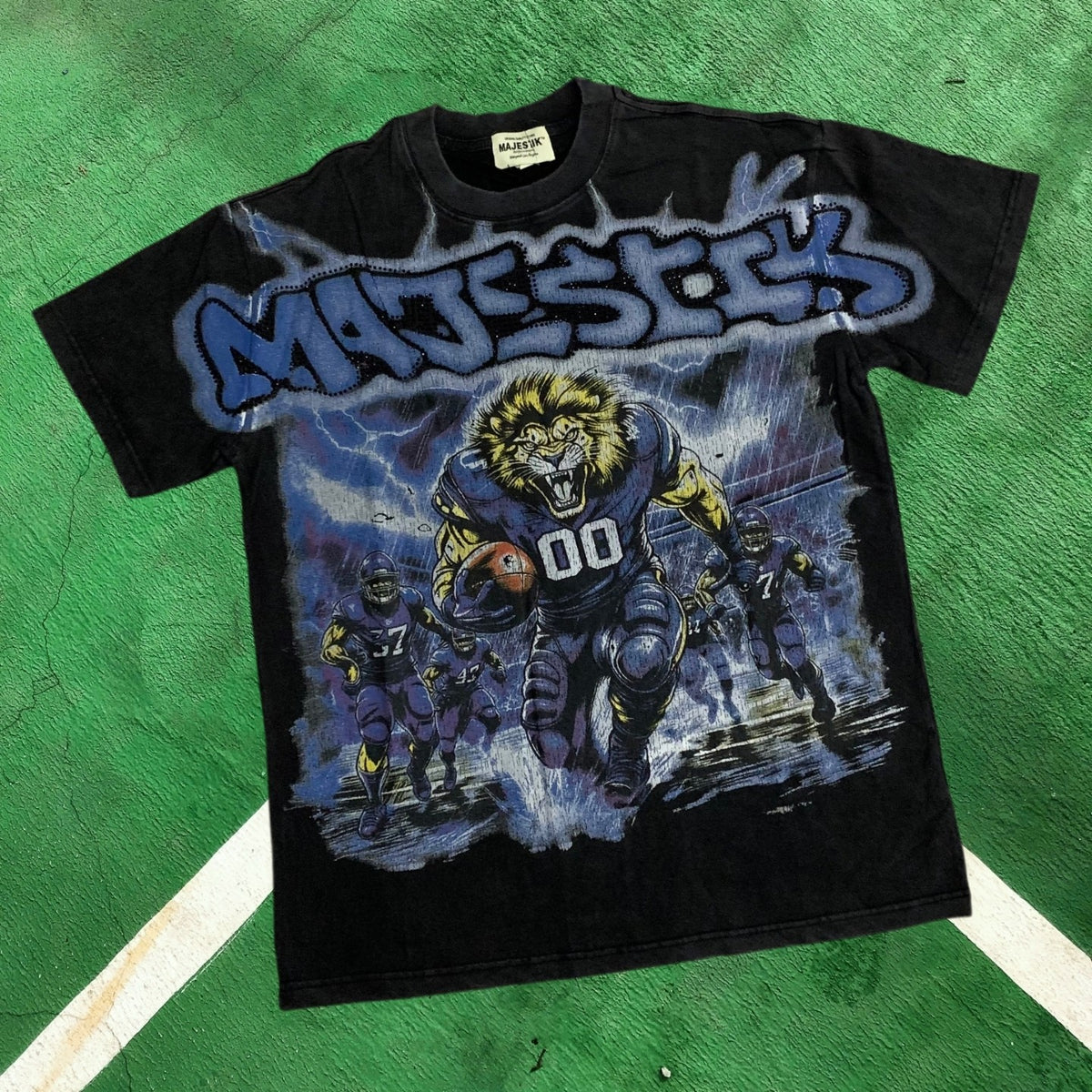 MIXED EMOTION Washed Black Lion Football Graphic T-Shirt